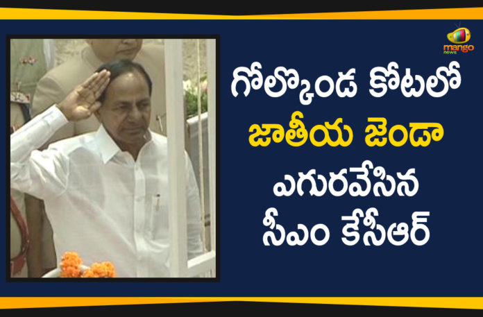 #KCR, Anjani Kumar, Chief Minister of Telangana, Commissioner of Hyderabad, Golconda, Golconda Fort, Independence Day 2019, Independence Day Celebrations, K Chandrashekar Rao, KCR Hoists National Flag, KCR Hoists National Flag In Telangana, Mango News, National Flag, Ramdev Guda, Secunderabad Parade Ground, telangana, Telangana Rashtra Samithi, TRS