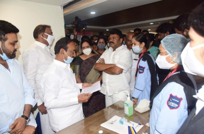 Coronavirus Vaccine Dry Run, Coronavirus Vaccine Dry Run In India, COVID 19 Vaccine, COVID 19 Vaccine Dry Run News, COVID 19 Vaccine Dry Run Updates, Covid Vaccine Dry Run Programme, Covid-19 Vaccination Dry run, Covid-19 Vaccine Dry Run, COVID-19 Vaccine Dry Run Details, COVID-19 Vaccine Dry Run In Nalgonda District, COVID-19 Vaccine Dry Run In Telangana, COVID-19 Vaccine Dry Run to be Conducted in All States, Dry Run For Covid-19 Vaccine, Etala Rajender, Etala Rajender Visits Covid Vaccine Dry Run Programme, Health Minister Etala Rajender, Mango News, Vaccine Dry Run