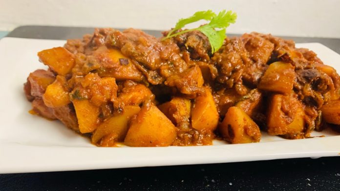 Potato masala curry,Aloo masala,Tawa aloo masala,Bangaladumpa koora,Sreemadhu,Sri madhu,Sree madhu kitchen,Beginners recipes,potato masala curry,potato masala curry in telugu,potato masala for chapathi,potato masala curry for rice in telugu,potato masala curry for rice,potato masala curry for biryani,potato masala curry for chapathi,aloo kurma in telugu,aloo kurma,potato kurma,side dish for chapathi,how to make potato masala curry,potato recipes