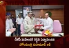 Telangana Home Minister Mahmood Ali Felicitated DGP Mahender Reddy,Telangana Home Minister Mahmood Ali,Mahmood Ali Felicitated DGP,DGP Mahender Reddy,Mango News,Mango News Telugu,CM KCR News And Live Updates, Telangna Congress Party, Telangna BJP Party, YSRTP,TRS Party, BRS Party, Telangana Latest News And Updates,Telangana Politics, Telangana Political News And Updates,YSRTP Chief YS Sharmila,YSRTP Chief YS Sharmila Latest News and Updates
