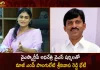 BRS Leader Former Khammam MP Ponguleti Srinivasa Reddy Meets YSRTP Chief YS Sharmila,BRS Leader,Former Khammam MP,Ponguleti Srinivasa Reddy,Meets YSRTP Chief YS Sharmila,Mango News,Mango News Telugu,Mango News,Mango News Telugu,CM KCR News And Live Updates, Telangna Congress Party, Telangna BJP Party, YSRTP,TRS Party, BRS Party, Telangana Latest News And Updates,Telangana Politics, Telangana Political News And Updates