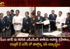 NSS National Awardees, NSS AP Students Met CM YS Jagan at Camp Office,NSS National Awardees Met CM YS Jagan, Mango News, Mango News Telugu,NSS Awardees call on AP CM YS Jagan, cm jagan pressmeet at Camp Office,cm jagan updates,ys jagan,cm jagan,sports careers,AP latest news, NSS AP Students, CM YS Jagan Meeting at Camp Office, National Service Scheme, Chief Minister YS Jagan Mohan Reddy