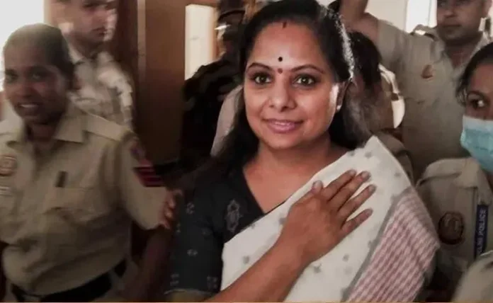 Who Are The Factors For Kavitha To Get Bail A Political War Is Going On In Telangana On This Issue, Political War Is Going On In Telangana On This Issue, Factors For Kavitha To Get Bail, Political War, Bandi Sanjay, BJP, BRS MLC Kavitha, Congress, Delhi Liquor Scam Case, KTR, Supreme Court, Supreme Court, Kavitha Bail News, Telangana, TS Politics, TS Live Updates, Political News, Mango News, Mango News Telugu