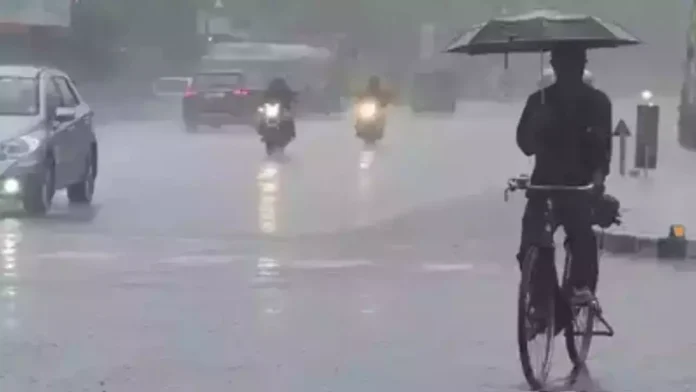 AP Is Under Threat Of Cyclone Once Again, Cyclone, AP Is Under Threat Of Cyclone, IMD, IMD Alert, Heavy Rains, Rayalaseema, South Coast, Rain Alert, Heavy Rain In AP, Weather Report, AP, Heavy Rain, Andhra Pradesh, AP Rains, AP Live Updates, Political News, Mango News, Mango News Telugu