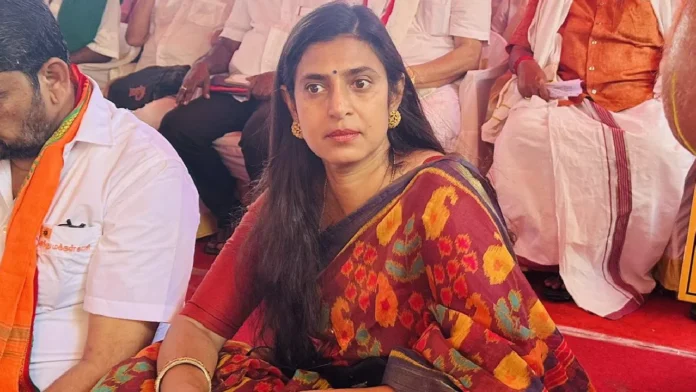 Relief For Actress Kasturi Court Grants Bail, Actress Kasturi Court Grants Bail, Court Grants Bail To Kasturi, Relief For Actress Kasturi, Actress Kasthuri, Actress Kasthuri Got Bail, Grilahakshmi, Bail, Bail To Kasturi, Tollywood, Tollywood News, Tollywood Latest News, Tollywood Updates, Live Updates, Breaking News, Headlines, Live News, Mango News, Mango News Telugu