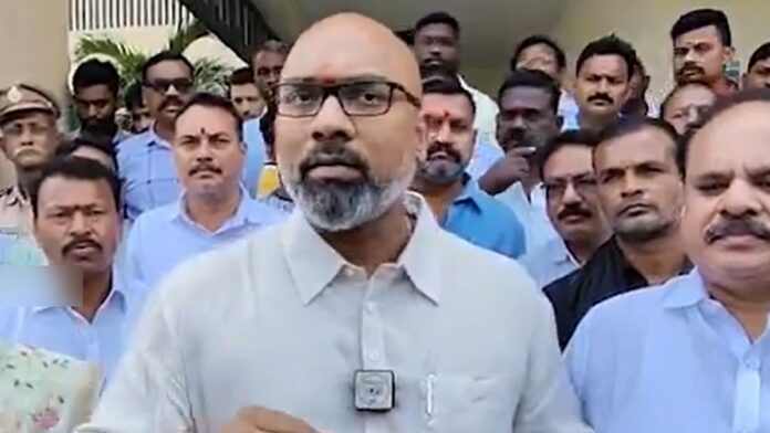 Need To Trim KTRs Ego BRS Party Should Be Erased Dharmapuri Arvind, Need To Trim KTRs Ego, BRS Party Should Be Erased, KTRs Ego, Dharmapuri Arvind Comments On KTR, Arvind Dharmapuri Angry Over KTR, BRS, Dharmapuri Arvind, KTR, BJP, Hyderabad Live Updates, Latest Hyderabad News, Telangana, TS Politics, TS Live Updates, Political News, Mango News, Mango News Telugu