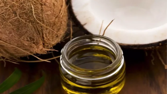 Mixing These With Coconut Oil Will Give You Amazing Results, Amazing Results, Coconut Oil Advantages, Coconut Oil Benefits, Almond Oil, Are You Worried About Hair Loss, Castor Oil, Coconut Oil, Mixing These With Coconut Oil, Olive Oil, Hair Loss Tips, Home Remedies for Dry Hair, Tips For Black Hair, Black Hair Tips, Health News, Health Tips, Healthy Food, Healthy Diet, Fitness, Mango News, Mango News Telugu