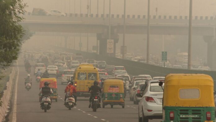 Pollution Is Completely Engulfing Delhi, Pollution Is Completely Engulfing Delhi, Preventing Delhi Pollution, Delhi Air Quality, Delhi Pollution, Delhi Pollution Control Committee, Air Pollution In Delhi, Delhi Air Pollution Increasing, Day By Day Delhi Pollution Increasing, Air Pollution In Delhi Is Increasing, AQI, Delhi Air Pollution, Delhi Pollution, Pollution, Delhi, Delhi Live Updates, Delhi Politics, National News, India, Congress, BJP, PM Modi, Live Updates, Breaking News, Live News, Mango News, Mango News Telugu
