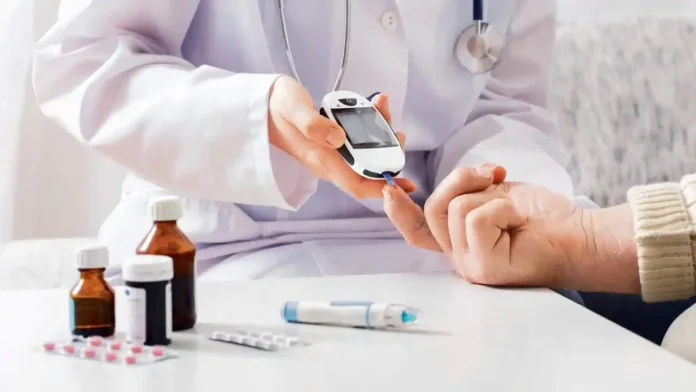 Diabetes Can Be Checked With These, Diabetes Can Be Checked, Check For Diabetes, Tips of Diabetes, Effects Of Diabetes, Apricot Seeds, Date Seeds Powder, Diabetes Can Be Checked, Karakkaya Juice, Nuts That Cure Diabetes, Health, Health News, Health Tips, Healthy Food, Healthy Diet, Fitness, Mango News, Mango News Telugu