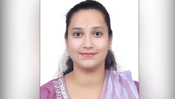 Six Government Jobs In The Same Year Where Does Anyone Know, Six Government Jobs, Same Year Six Government Jobs, 82 Government Employees, Adilabad Youth Achievements, Chinna Buggaram Village, Dr. Jaising, Dr. Lohitkumar, Nikita Successes, Pratap Singh Prerna, Six Government Jobs In The Same Year, Hyderabad Live Updates, Latest Hyderabad News, Telangana, TS Politics, TS Live Updates, Political News, Mango News, Mango News Telugu