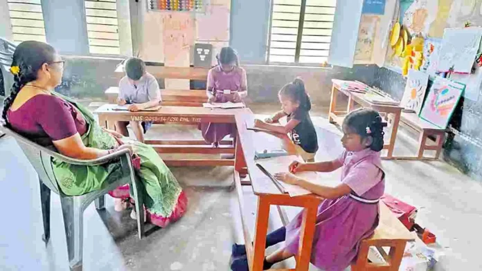 School Restructuring A New Era With Four Types Of Government Schools, School Restructuring, New Era With Four Types Of Government Schools, Government Schools, New Era In Government Schools, Andhra Pradesh Education Reforms, Four Type Schools, School Restructuring, TDP Government Policies, YSRCP vs TDP Education Strategies, CM Chandrababu Naidu, AP Live Updates, AP Political News, Andhra Pradesh, Live News, Political News, Breaking News, Hedlines, Mango News Mango News Telugu