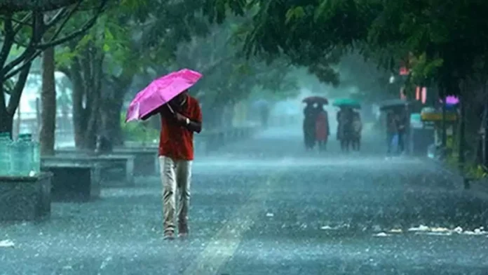 Heavy Rains To Continue In AP For Two More Days, Heavy Rains To Continue In AP, Two More Days Heavy Rains In AP, Rains Continue In AP, AP Weather, Heavy Rains, Light Rains, Rains, Alert For AP, IMD Weather Alerts, Rain Alert, IMD, IMD Alert, Officials Have Been Alerted, Heavy Rain Are Falling Across AP, Heavy Rain In AP, Weather Report, Red Alert, AP, Heavy Rain, Andhra Pradesh, AP Rains, AP Live Updates, Political News, Mango News, Mango News Telugu