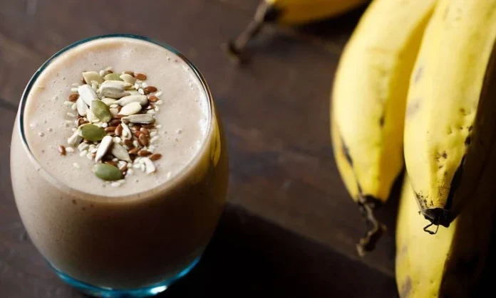 Try This With Maise And Banana For Your Health, Maise And Banana, Maise And Banana For Your Health, Health Benefits Of Maise And Banana, Banana Smoothie, Jaggery, Maise Flour And Banana, Milk, Rice Flour, Health, Health News, Health Tips, Healthy Food, Healthy Diet, Fitness, Mango News, Mango News Telugu