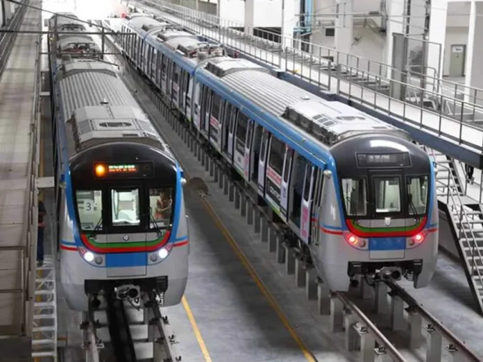 Hyderabad Metro Revamp New Coaches To Tackle Rush Phase 2 Expansion Underway, Hyderabad Metro Revamp, New Coaches To Tackle Rush, Phase 2 Expansion Underway, New Coaches, Additional Metro Coaches, Hyderabad Metro Daily Rush, Hyderabad Metro Expansion, Nagpur Pune Metro Lease, Old City Metro Phase 2, Metro Extended, Hyderabad Metro, Hyderabad Metro Extended, Metro Journey, Metro Expansion, Hyderabad Metro's 70 Km Expansion, Hyderabad Metro Phase 2, HMR, Revanth Reddy, Hyderabad, Hyderabad Live Updates, Latest Hyderabad News, Telangana, TS Politics, TS Live Updates, Political News, Mango News, Mango News Telugu
