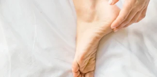 To Check For Cracked Feet, Cracked Heels, Cracked Heels Remedies, Cracked Feet Remedies at Home, Cracked Heels Causes, Cracked Feet, Soft Feet, To Check For Cracked Feet, Feet Problems, Health News, Health Tips, Healthy Food, Healthy Diet, Fitness, Mango News, Mango News Telugu