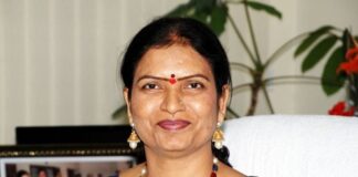 DK Arunas Take On Women In Politics Sacrifices And Opportunities, Politics Sacrifices And Opportunities, DK Arunas Take On Women, Women In Politics, BJP, DK Aruna, Politics, Women Leadership, Women Reservation Bill, Hyderabad, Hyderabad Live Updates, Latest Hyderabad News, Telangana, TS Politics, TS Live Updates, Political News, Mango News, Mango News Telugu