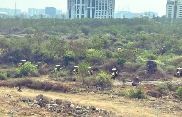 Telangana High Court Postpones Hearing On Kanch Gachibowli Land Case To April 7,interim order, Kanch Gachibowli land, land dispute, Public Interest Litigation, Telangana High Court,HCU Land Issue,telangana government,HCU land dispute Updates,Kancha Gachibowli Land Row,Telangana CM,Mango News,Mango News Telugu,HCU land dispute,HCU students,hyderabad news,Hyderabad Protests,Kancha Gachibowli,Telangana CM Revanth Reddy,Telangana Government,Kancha Gachibowli Land Dispute,HCU,HCU Land Dispute News,HCU News,HCU Latest News,University Of Hyderabad,CM Revanth Reddy,CM Revanth Reddy Latest News,CM Revanth Reddy News,Telangana,Telangana News,Telangana Latest News,HCU Land Controversy,HCU Land Row,HCU Land Issue News,Mango News,Mango News Telugu