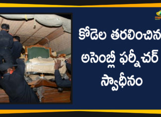కోడెల తరలించిన అసెంబ్లీ ఫర్నీచర్ స్వాధీనం Andhra Assembly Furniture Recovered From Kodela, Andhra Assembly Furniture Recovered From Kodela Sivaprasad, Ap Political Live Updates 2019, Ap Political News, AP Political Updates, AP Political Updates 2019, Assembly Furniture Recovered From Kodela, Assembly Furniture Recovered From Kodela Sivaprasad, Kodela Sivaprasad, Mango News Telugu, Robbery In Kodela Sivaprasad House, TDP Leader Kodela Sivaprasad