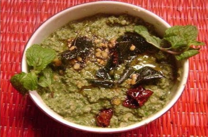 Andhra Style Mint Chutney for Rice,How to Make Pudina Pacchadi,Online Kitchen,Wow Recipes,Pudina Pacchadi,Pudina Pacchadi Recipe,Pudina Pacchadi Recipe in Telugu,Pudina Pacchadi in Telugu,Mint Chutney,Mint Chutney Recipe,Mint Chutney Recipe in Telugu,Coriander Mint Chutney,Lime Mint Chutney,Pudina Chutney,Mint Tomato Chutney,How to Prepare Pudina Chutney,How to Make Pudina Chutney,Easy Recipes,Simple Recipes,Simple Recipes at Home