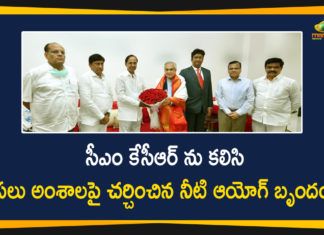 CM KCR, Mango News, Niti Aayog Team, NITI Aayog team appeals to CM KCR, NITI Aayog team calls on CM KCR, Niti Aayog Team Meets CM, Niti Aayog Team Meets CM KCR, Niti Aayog Team Meets CM KCR at Pragathi Bhavan, Niti Aayog Team Met KCR, Niti Ayog team calls on CM KCR, Pragathi Bhavan, Telangana CM KCR, Telangana CM KCR Latest News