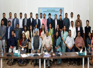 Bihar officers meets Telangana Chief Secretary, Bihar officers meets Telangana Chief Secretary On GST, Chief Secretary briefs Bihar delegatio, Chief Secretary Somesh Separate tags with Kumar, Commercial tax revenues doubled in State, Mango News, Somesh Kumar, Telangana Chief Secretary Somesh Kumar, Telangana CS, Telangana CS Somesh Kumar, Telangana CS Somesh Kumar explains GST execution, TS achieved rapid progress in increasing tax base