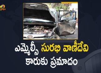 Hyderabad MLC-elect Vani Devi’s car rams into gate, Mango News, mlc surabhi vani devi car accident, mlc surabhi vani devi car accident news, MLC Surabhi Vani Devi Car rams into Gate, MLC Surabhi Vani Devi Car rams into Gate at Assembly Premises, MLC Surabhi Vani Devi’s car rams into Assembly gate, Surabhi Vani Devi, Telangana MLC Election, TRS MLC Surabhi Vani Devi Car Accident, TRS MLC Surabhi Vani Devi Car Accident At Assembly