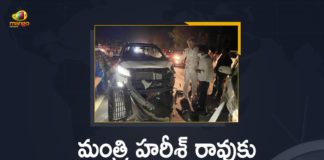 Harish escapes unhurt as convoy meets with minor mishap, Harish Rao Convoy Meets with Accident, Harish Rao escapes unhurt, Harish Rao escapes unhurt after convoy meets with accident, Harish Rao escapes unhurt in accident, Mango News, Minister Harish Rao, Minister Harish Rao Convoy Meets with Accident, Minister Harish Rao Convoy Meets with Accident Escapes Unhurt, Telangana Finance Minister T Harish Rao, Telangana Minister Harish Rao’s convoy meets with accident, Telangana minister’s convoy meets with accident