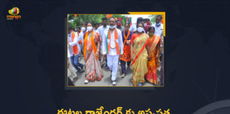 BJP Leader Etala Rajender Suffer Illness, BJP Leader Etela Rajender, BJP Leader Etela Rajender Padayatra, BJP vs TRS, breaking news, CM KCR, Etala Rajender Takes a Break from Praja Deevena Padayatra, Etela Rajender, Etela Rajender Huzurabad Campaign, Etela Rajender Padayatra, Etela Rajender Padayatra Latest News, Etela Rajender Speech, Etela Rajender Speech in Huzurabad, Huzurabad Byelection, Huzurabad bypolls, Mango News, Praja Deevena Padayatra, Praja Divena Padayatra, telugu breaking news, ts news