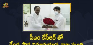 airports expansion in Telangana, airports expansion in Telangana news, CM KCR, Jyotiraditya Scindia Meets CM KCR, Jyotiraditya Scindia over airports expansion in Telangana, Mango News, Pragati Bhavan, Telangana CM KCR, Union Civil Aviation Minister Jyotiraditya Scindia, Union Civil Aviation Minister Jyotiraditya Scindia Meets CM KCR, Union Civil Aviation Minister Jyotiraditya Scindia Meets CM KCR at Pragati Bhavan
