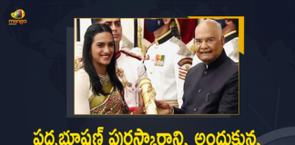 Mango News, Olympian badminton player PV Sindhu, Olympian Star shuttler P V Sindhu receives Padma Bhushan, Padma Awards, Padma Awards 2020, Padma Bhushan Award to Star Shuttler PV Sindhu, President Kovind, President Kovind Presented Padma Bhushan Award, President Kovind Presented Padma Bhushan Award to Star Shuttler PV Sindhu, Star shuttler PV Sindhu receives Padma Bhushan award, Two time Olympic Medalist PV Sindhu