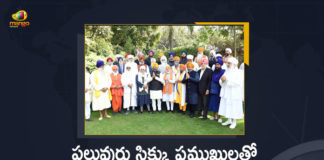 PM Narendra Modi Hosts Prominent Sikh Leaders at his Official Residence
