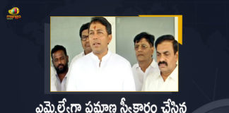 AP Mekapati Vikram Reddy Sworn in as MLA Today, Mekapati Vikram Reddy Sworn in as MLA Today, AP Mekapati Vikram Reddy Sworn in as MLA, Vikram Reddy Sworn in as MLA Today, Mekapati Vikram Reddy took oath as YSRCP MLA, Vikram Reddy took oath as YSRCP MLA, YSRCP Party retains Atmakur Assembly seat, YSRCP MLA Mekapati Vikram Reddy, Mekapati Vikram Reddy, Mekapati Vikram Reddy as MLA Swearing In as YSRCP MLA, Mekapati Vikram Reddy News, Mekapati Vikram Reddy Latest News, Mekapati Vikram Reddy Latest Updates, Mekapati Vikram Reddy Live Updates, Mango News, Mango News Telugu,