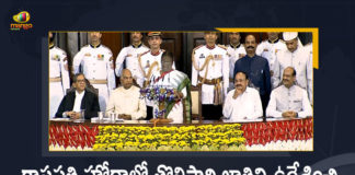 Draupadi Murmu Addressed The Nation For First Time as President After Taking Oath, Murmu Addressed The Nation For First Time as President, Draupadi Murmu Addressed The Nation, President Draupadi Murmu, President of India, Droupadi Murmu 15th President of India, Droupadi Murmu Takes Oath as 15th President of India, Droupadi Murmu Takes Oath As India's 15th President, Droupadi Murmu takes oath, Murmu to take oath of office of the President, Droupadi Murmu Swearing, Droupadi Murmu sworn in as India's 15th President of India, Droupadi Murmu, Droupadi Murmu Speech News, Droupadi Murmu Speech Latest News, Droupadi Murmu Speech Latest Updates, Droupadi Murmu Speech Live Updates, Mango News, Mango News Telugu,