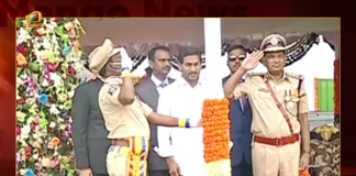 AP CM YS Jagan Mohan Reddy Hoists The National Flag on The 76th Independence Day, AP CM YS Jagan Mohan Reddy Hoists The National Flag, AP CM YS Jagan Mohan Reddy, YS Jagan Mohan Reddy, 76th Independence Day Celebrations, Azadi Ka Amrit Mahotsav Celebrations, 76th Independence Day, Independence Day, National Flag, 76th Independence Day Celebrations News, 76th Independence Day Celebrations Latest News And Updates, 76th Independence Day Celebrations Live Updates, Mango News, Mango News Telugu,
