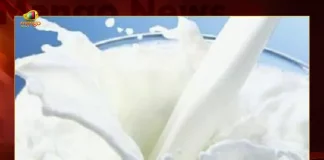 Amul Mother Dairy Hikes Milk Prices By Rs 2 per Litre with Effect from August 17, liquid milk prices Hike by Rs 2 per litre, Mother Dairy Hikes Milk Prices By Rs 2 per Litre, Amul Hikes Milk Prices By Rs 2 per Litre, Amul And Mother Dairy, Milk Prices Hike, 2 per Litre, Milk Prices Hike News, Milk Prices Hike Latest News And Updates, Milk Prices Hike Live Updates, Mango News, Mango News Telugu,