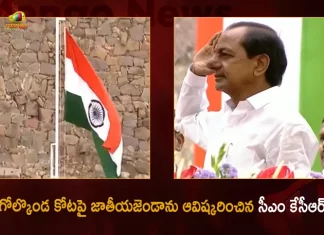 Telangana CM KCR Hoists the National Flag at Golconda Fort on the 76th Independence Day, CM KCR Hoists the National Flag at Golconda Fort on the 76th Independence Day, National Flag at Golconda Fort, 76th Independence Day Celebrations, Azadi Ka Amrit Mahotsav Celebrations, 76th Independence Day, Independence Day, National Flag, 76th Independence Day Celebrations News, 76th Independence Day Celebrations Latest News And Updates, 76th Independence Day Celebrations Live Updates, Mango News, Mango News Telugu,