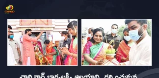 Telangana Governor Tamilisai Soundararajan Visits Charminar Bhagyalaxmi Temple Performs Special Poojas, Telangana Governor Tamilisai Soundararajan Performs Special Poojas In Charminar Bhagyalaxmi Temple, Telangana Governor Tamilisai Soundararajan Visits Charminar Bhagyalaxmi Temple, Telangana Governor Visits Charminar Bhagyalaxmi Temple, Governor Tamilisai Soundararajan Visits Charminar Bhagyalaxmi Temple, Tamilisai Soundararajan Visits Charminar Bhagyalaxmi Temple, Special Poojas In Charminar Bhagyalaxmi Temple, Charminar Bhagyalaxmi Temple, Bhagyalaxmi Temple, Telangana Governor Tamilisai Soundararajan, Governor Tamilisai Soundararajan, Tamilisai Soundararajan, Telangana Governor, Charminar Bhagyalaxmi Temple News, Charminar Bhagyalaxmi Temple Latest News, Charminar Bhagyalaxmi Temple Latest Updates, Charminar Bhagyalaxmi Temple Live Updates, Mango News, Mango News Telugu,
