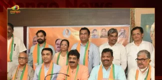 Eight of 11 Goa Congress MLAs Join BJP in Presence of Goa CM Pramod Sawant, Eight Goa Congress MLAs join BJP, Congress Collapses In Goa, 8 Goa Congress MLAs, Eight Cong MLAs joined BJP , Mango News, Mango News Telugu, Big Jolt To Congress In Goa, 7 Other Congress MLAs Join BJP, 11 Congress MLAs Join Bjp In Goa, Goa Congress, Goa BJP, Goa CM Pramod Sawant, 11 Goa Congress MLAs Join BJP