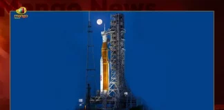 NASA To Re-Attempt For Launching The World’s Most Powerful Rocket Artemis-1 to Moon Tonight, World’s Most Powerful Rocket Artemis-1, NASA To Re-Attempt For Launching The World’s Most Powerful Rocket Artemis-1, Nasa will make a second attempt to fly its pioneering Artemis 1 moon rocket, Artemis 1 moon rocket, World’s Most Powerful Rocket to Moon, NASA to re-attempt launch of Artemis-1, Artemis-1 Rocket, Artemis-1 mission to the Moon, Artemis-1 Rocket News, Artemis-1 Rocket Latest News And Updates, Artemis-1 Rocket Live Updates, Mango News, Mango News Telugu,