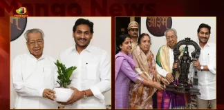 AP CM YS Jagan Called on Governor Biswabhusan Harichandan at Raj Bhavan Today, CM YS Jagan Met AP Governor Biswabhushan, AP CM YS Jagan Called on AP Governor, AP CM YS Jagan Mohan Reddy, Mango News, Mango News Telugu, AP Governor Biswabhusan Harichandan, CM YS Jagan To Meet Governor Biswabhushan, Governor Biswabhusan Harichandan, CM YS Jagan, AP CM YS Jagan Latest News And Updates, YSRCP Chief CM YS Jagan, YSR Congress Party, AP CM And Governer Meeting