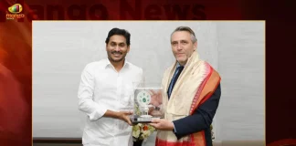 British Deputy High Commissioner Gareth Wynn Owen Meets AP CM YS Jagan Today, Gareth Wynn Owen Meets AP CM YS Jagan Today, British Deputy High Commissioner, AP CM YS Jagan Mohan Reddy, British Deputy High Commissioner Gareth Wynn, Gareth Wynn Owen met AP CM YS Jagan at Camp Office, AP CM YS Jagan, Gareth Wynn Owen, British envoy, Gareth Wynn Owen News, Gareth Wynn Owen Latest News And Updates, Gareth Wynn Owen Live Updates, Mango News, Mango News Telugu