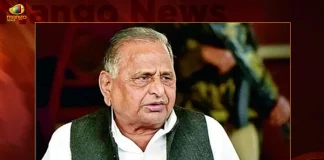 Samajwadi Party Founder Former UP CM Mulayam Singh Yadav Passes Away, Samajwadi Party Founder Mulayam Singh Yadav Passes Away, Former UP CM Mulayam Singh Yadav Passes Away, Former UP CM Mulayam Singh Yadav, Samajwadi Party Founder Mulayam Singh Yadav, Mango News, Mango News Telugu, Mulayam Singh Yadav Passes Away, Samajwadi Party Founder, Samajwadi Party, Mulayam Singh Yadav Dies, Mulayam Singh Yadav Dead, Mulayam Singh Yadav Passes Away, Samajwadi Party Founder Passes Away, Mulayam Singh Yadav Passes Away at 82, PM Modi Condolences To Family