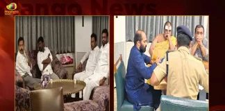 Telangana: Plot to Poach 4 TRS MLAs Police Detained 3 People over Poaching Bid Issue, Telangana Plot to Poach 4 TRS MLAs, Police Detained 3 People over Poaching Bid Issue, Allegations on TRS MLAs Purchasing Issue,Telangana BJP Chief Bandi Sanjay,Allegations on TRS MLAs Purchasing, TRS MLAs Purchasing Issue, TRS MLAs Purchasing Issue Amid Munugode By-poll, TRS MLAs Purchasing Issue, TRS Party Munugode By-Poll, Munugode Bypoll Elections, Munugode Bypoll, CM KCR News And Live Updates, Telangna BJP Party,