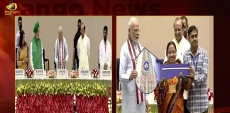 PM Modi Inaugurates 3024 EWS New Flats Built For Rehabilitating Slum Dwellers in Kalkaji Delhi, PM Modi Inaugurates EWS Flats, EWS New Flats Slum Dwellers, Slum Dwellers EWS New Flats, EWS New Flats in Kalkaji Delhi, Mango News, Mango News Telugu, EWS Flats For Rehabilitating Slum Dwellers, Ews Flats Kalkaji, PM Modi Inaugurates Ews Flats At Kalkaji, PM Modi Latest News And Updates, PM Modi News And Updates, PM Narendra Modi