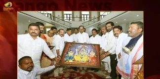 CM KCR Invited to Attend Inavolu Sri Mallikarjuna Swamy Brahmotsavalu,CM KCR Invited To Inavolu,Sri Mallikarjuna Swamy Brahmotsavalu,Inavolu Sri Mallikarjuna Swamy Brahmotsavalu,Mango News,Mango News Telugu,Inavolu Jatara,Mallikarjuna Temple,Mallikarjuna Jyotirlinga,Sri Mallikarjuna Swamy Temple Inavolu Telangana,Srisailam Devasthanam Address,Srisailam Temple Name,Srisailam Mallikarjuna Temple Timings,Srisailam Devasthanam Enquiry Number,Srisailam Customer Care,Srisailam Mallikarjuna Darshan Timings,History Of Mallikarjuna Temple,Mallikarjuna Srisailam Hotels