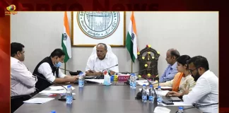 CS Somesh Kumar held Review with Collectors over Palle Prakruthi Vanalu and Telangana Sports Grounds,CS Somesh Kumar,Telangana CS Somesh Kumar,Somesh Kumar Review with Collectors,Palle Prakruthi Vanalu,Telangana Sports Grounds,Mango News,Mango News Telugu,Niranjan Reddy Releases Co-operative Dept Diary and Calendar,CM KCR News And Live Updates, Telangna Congress Party, Telangna BJP Party, YSRTP,TRS Party, BRS Party, Telangana Latest News And Updates,Telangana Politics, Telangana Political News And Updates