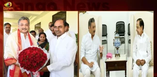 Former MP Chhatrapati Sambhaji Raje who is 13th Descendant of Maratha hero Chhatrapati Shivaji Meets CM KCR at Pragathi Bhavan,Former MP Chhatrapati Sambhaji Raje, 13th Descendant of Maratha hero,Chhatrapati Shivaji Meets CM KCR at Pragathi Bhavan,Chhatrapati Sambhaji Raje,Mango News,Mango News Telugu,CM KCR News And Live Updates, Telangna Congress Party, Telangna BJP Party, YSRTP,TRS Party, BRS Party, Telangana Latest News And Updates,Telangana Politics, Telangana Political News And Updates