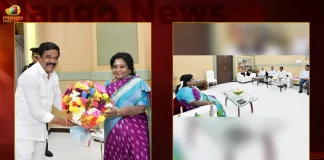 Minister Vemula Prashanth Reddy Officials Called on Governor Tamilisai Soundararajan at Raj Bhavan to Discuss on Budget session,Minister Vemula Prashanth Reddy, Officials Called on Governor,Tamilisai Soundararajan at Raj Bhavan,to Discuss on Budget session,Mango News,Mango News Telugu,Telangana Budget 2023 On Feb 3 Or Feb 5,Telangana Budget 2023,Telangana Budget Wikipedia,Telangana Budget 2023 24,Telangana Budget 2023,Telangana Education Budget,Telangana Budget Date,Andhra Pradesh Budget,Telangana Budget 2022 Pdf,Telangana Budget 2023-24,Telangana Govt Budget 2020-21,Budget Of Telangana 2023,Structure Of Government Budget
