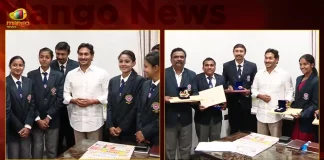 NSS National Awardees, NSS AP Students Met CM YS Jagan at Camp Office,NSS National Awardees Met CM YS Jagan, Mango News, Mango News Telugu,NSS Awardees call on AP CM YS Jagan, cm jagan pressmeet at Camp Office,cm jagan updates,ys jagan,cm jagan,sports careers,AP latest news, NSS AP Students, CM YS Jagan Meeting at Camp Office, National Service Scheme, Chief Minister YS Jagan Mohan Reddy