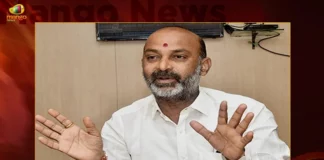 Bandi Sanjay Appears Before Telangana Women Commission over his Derogatory Comments Against MLC Kavitha,Bandi Sanjay Appears Women Commission,Telangana Women Commission over Bandi Sanjay,Bandi Sanjay over his Derogatory Comments,Bandi Sanjay Comments Against MLC Kavitha,Mango News,Mango News Telugu,Derogatory remarks row,Derogatory remarks about K Kavitha,Telangana Women Commission Issues Notice,BRS Protests Against Bandis Comments,BRS Activists Protest,Derogatory Comments against MLC Kavitha,Delhi Liquor Policy Case,Telangana Political News And Updates,Telangana Womens Commission Latest Updates